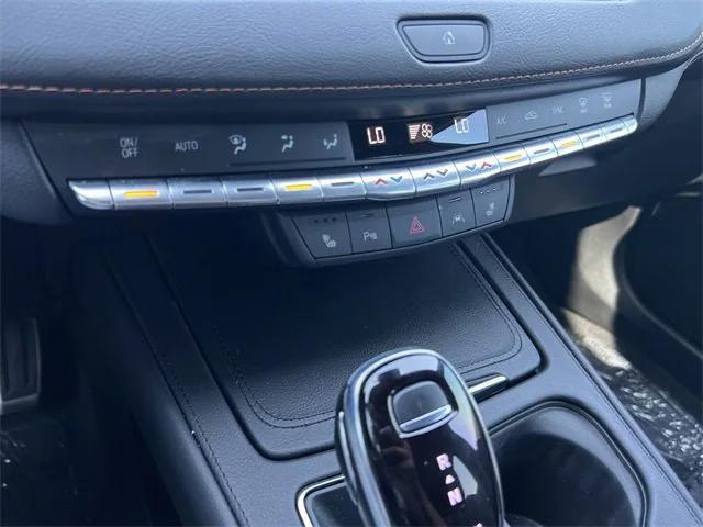 used 2023 Cadillac XT4 car, priced at $25,999