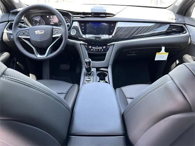 new 2025 Cadillac XT6 car, priced at $58,540