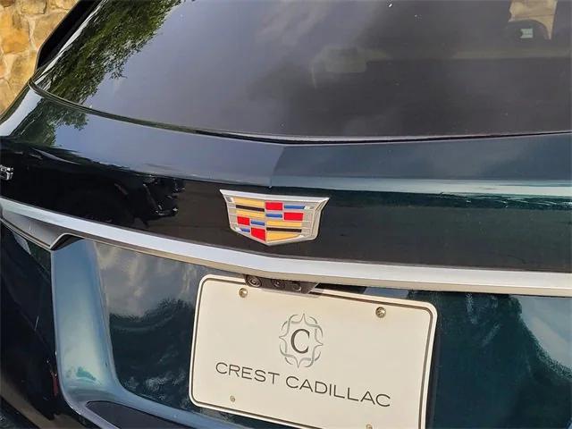 new 2024 Cadillac XT5 car