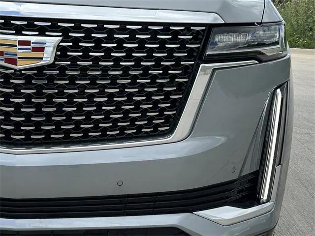 used 2024 Cadillac Escalade ESV car, priced at $88,152