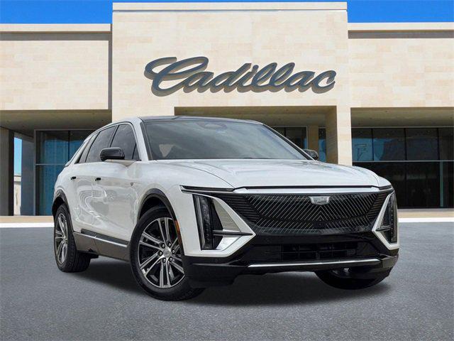 new 2025 Cadillac LYRIQ car, priced at $62,715