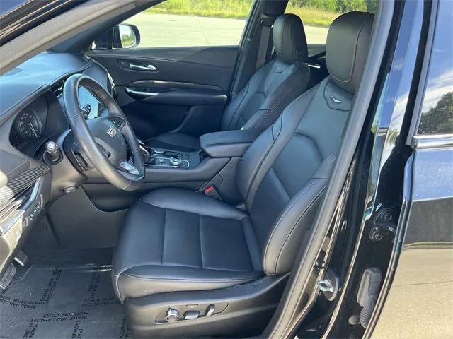 used 2023 Cadillac XT4 car, priced at $32,499
