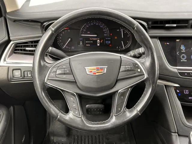 used 2019 Cadillac XT5 car, priced at $19,999
