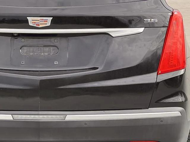 used 2019 Cadillac XT5 car, priced at $19,999