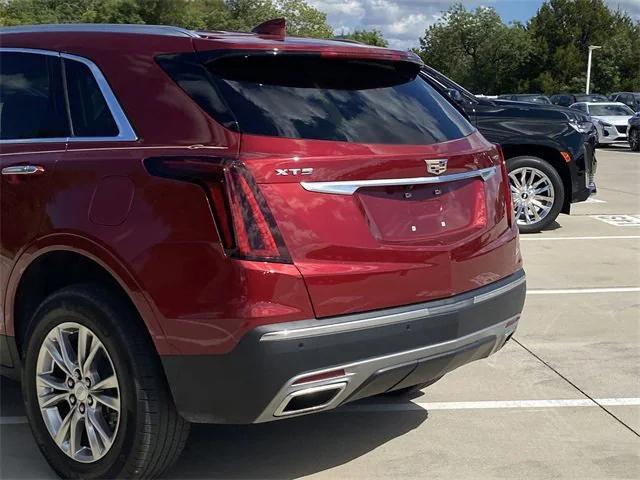 used 2020 Cadillac XT5 car, priced at $31,486