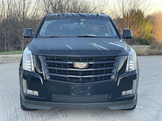 used 2020 Cadillac Escalade ESV car, priced at $34,464