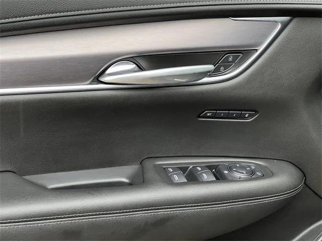used 2021 Cadillac XT6 car, priced at $31,153