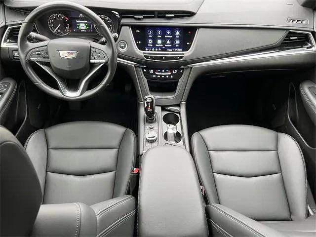 used 2021 Cadillac XT6 car, priced at $31,153