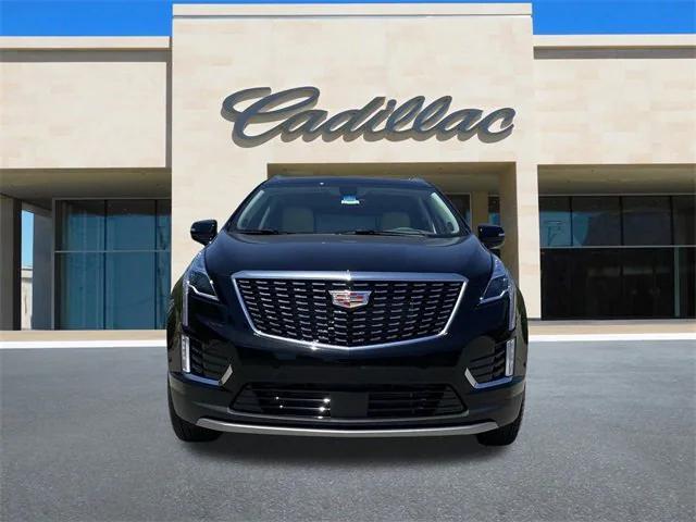 new 2025 Cadillac XT5 car, priced at $57,390