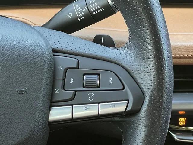 used 2024 Cadillac XT4 car, priced at $39,999