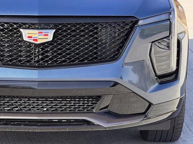 used 2024 Cadillac XT4 car, priced at $39,999