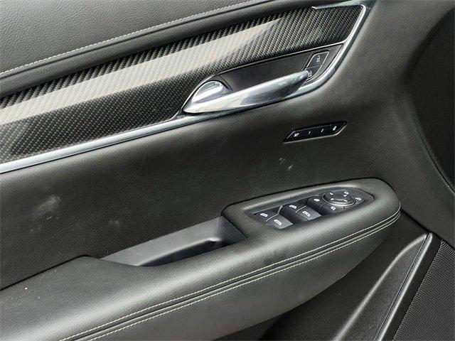 used 2022 Cadillac XT6 car, priced at $38,599