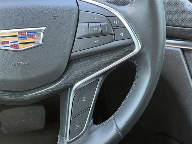 used 2024 Cadillac XT5 car, priced at $40,635
