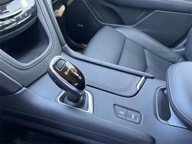 used 2019 Cadillac XT5 car, priced at $17,900