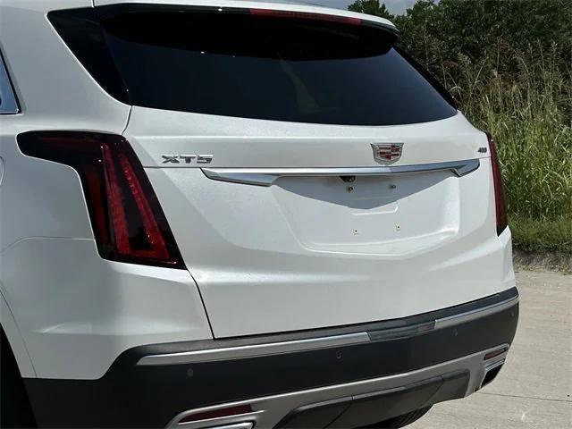 used 2021 Cadillac XT5 car, priced at $30,664