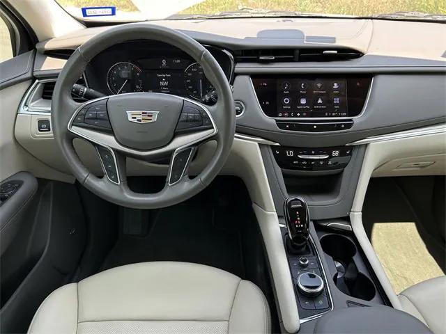 used 2021 Cadillac XT5 car, priced at $30,664