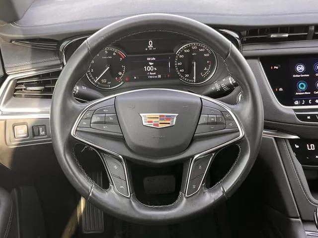 used 2023 Cadillac XT5 car, priced at $29,369