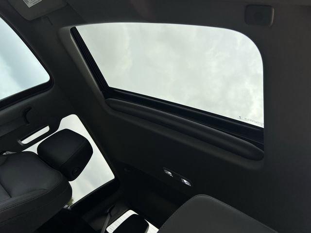 used 2022 Chevrolet Silverado 1500 car, priced at $39,999