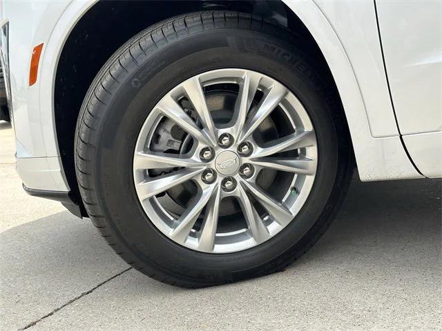 new 2025 Cadillac XT6 car, priced at $45,815