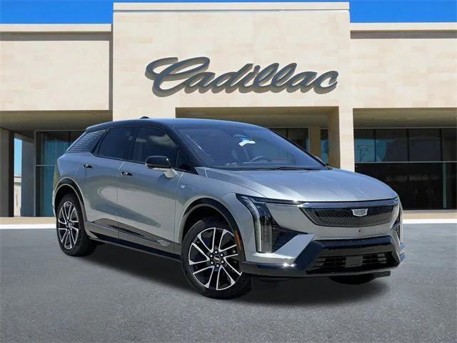 new 2025 Cadillac OPTIQ car, priced at $56,215