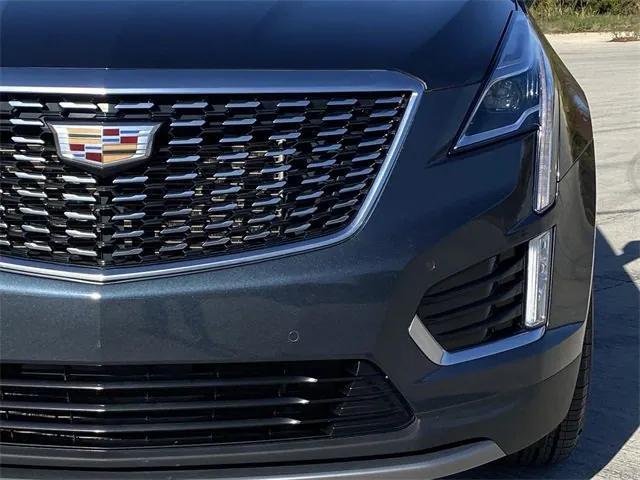 used 2021 Cadillac XT5 car, priced at $27,599