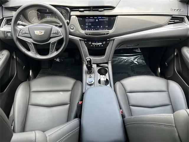 used 2023 Cadillac XT5 car, priced at $31,393