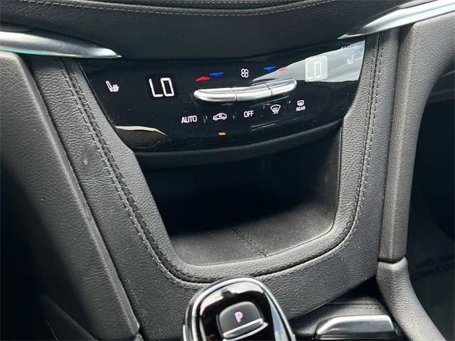 used 2023 Cadillac XT5 car, priced at $31,393