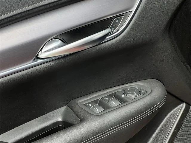 used 2023 Cadillac XT5 car, priced at $31,393