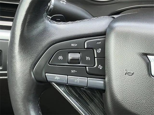 used 2023 Cadillac XT6 car, priced at $39,499