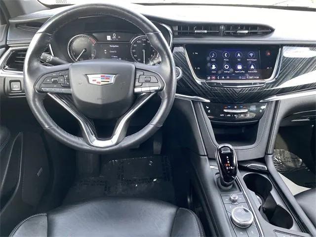 used 2023 Cadillac XT6 car, priced at $41,999