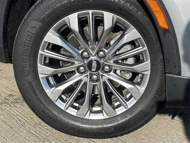 used 2024 Cadillac XT4 car, priced at $37,921