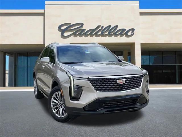 new 2025 Cadillac XT4 car, priced at $44,015