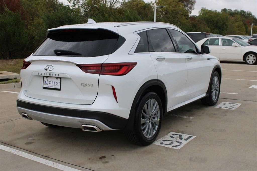 new 2024 INFINITI QX50 car, priced at $44,824