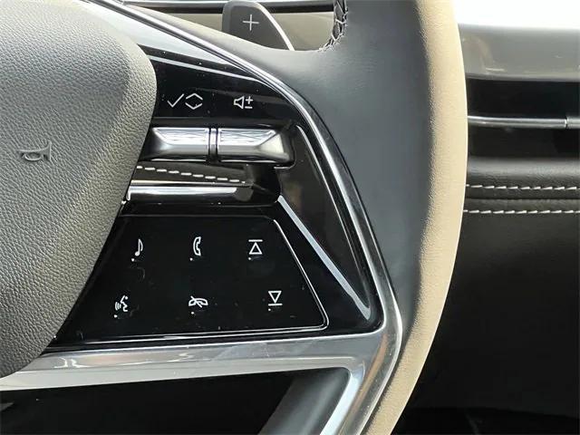 new 2025 Cadillac Escalade ESV car, priced at $113,595