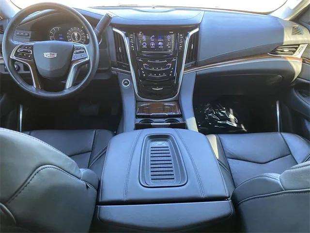 used 2020 Cadillac Escalade ESV car, priced at $37,989