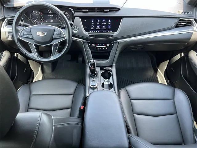 used 2022 Cadillac XT5 car, priced at $24,481
