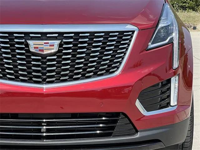 used 2022 Cadillac XT5 car, priced at $24,481