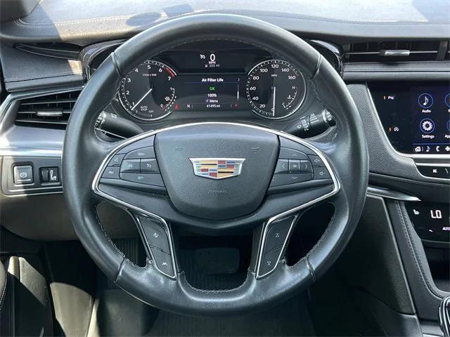 used 2022 Cadillac XT5 car, priced at $24,481