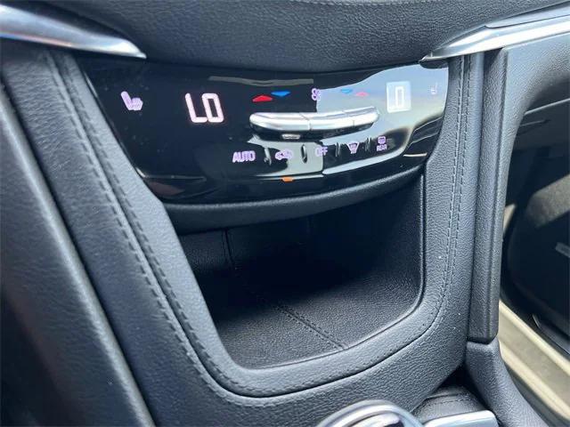 used 2022 Cadillac XT5 car, priced at $24,481