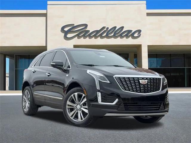 new 2025 Cadillac XT5 car, priced at $53,613