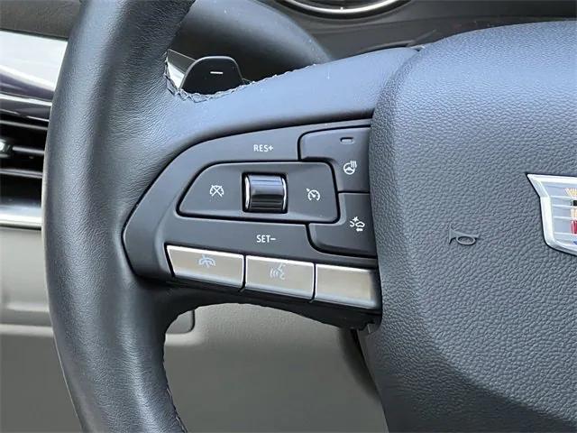 used 2022 Cadillac XT4 car, priced at $28,524
