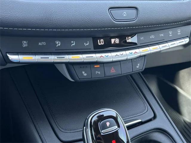 used 2022 Cadillac XT4 car, priced at $28,524