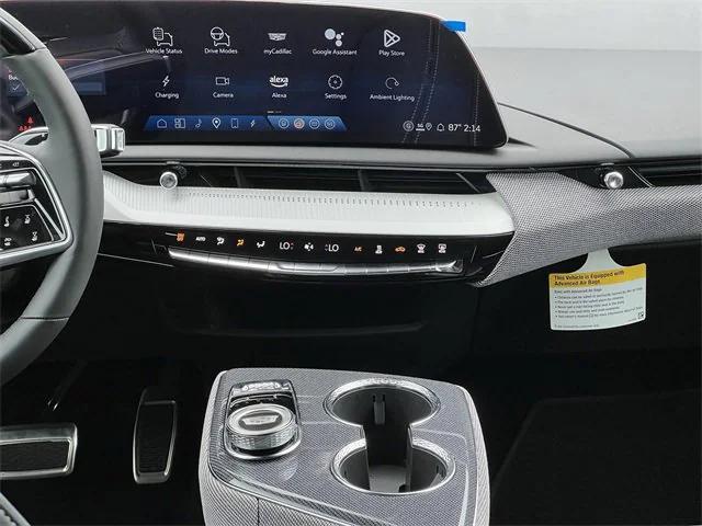 new 2025 Cadillac OPTIQ car, priced at $57,790