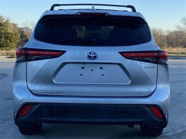 used 2020 Toyota Highlander Hybrid car, priced at $34,843