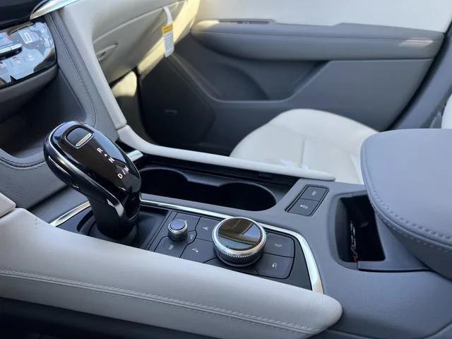 new 2025 Cadillac XT6 car, priced at $57,889