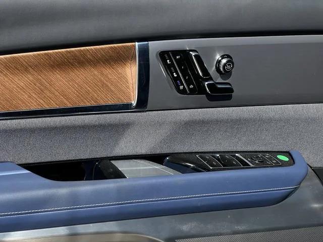 new 2026 Cadillac VISTIQ car, priced at $95,514