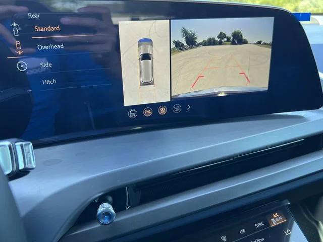 new 2026 Cadillac VISTIQ car, priced at $95,514