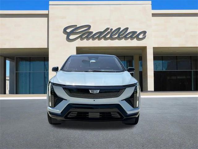 new 2025 Cadillac OPTIQ car, priced at $63,284