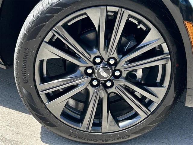 new 2025 Cadillac OPTIQ car, priced at $63,284
