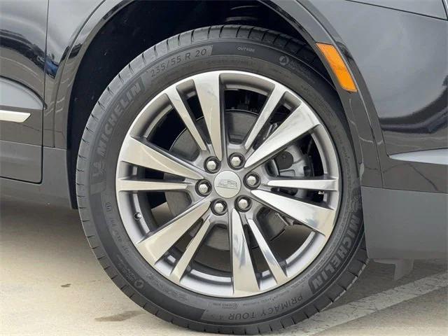 new 2025 Cadillac XT5 car, priced at $51,615